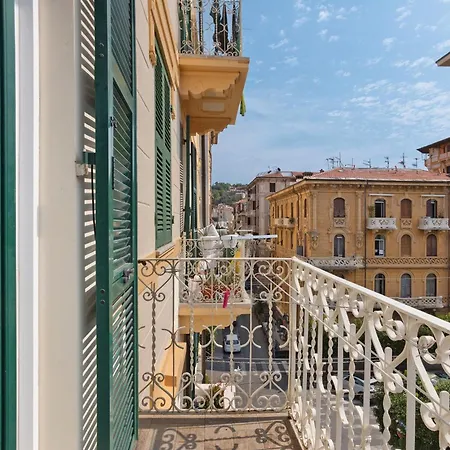 Perla Del Golfo Специя