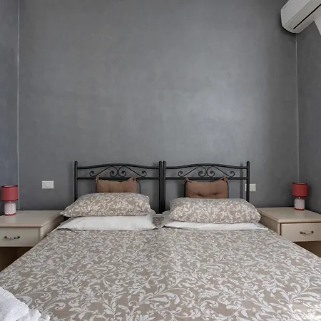 Perla Del Golfo Специя