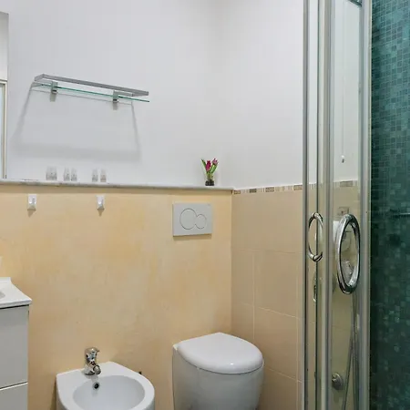 Perla Del Golfo 라스페치아