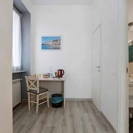 Perla Del Golfo 게스트하우스